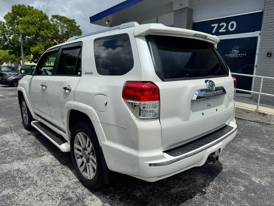 2013 Toyota 4Runner 5th Gen - Image 5 of 20