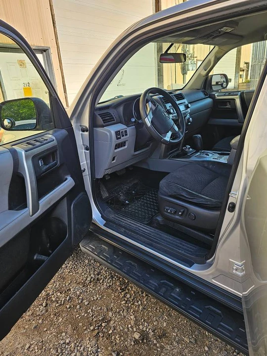 2013 Toyota 4Runner 5th Gen - Image 14 of 20
