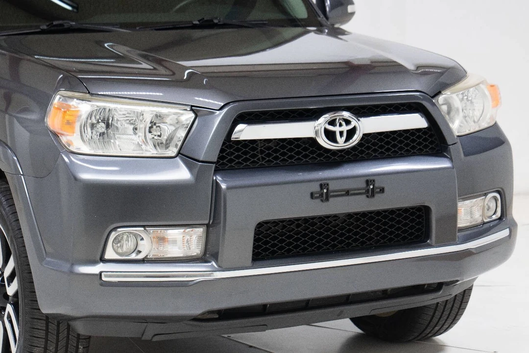 2013 Toyota 4Runner 5th Gen - Image 9 of 12