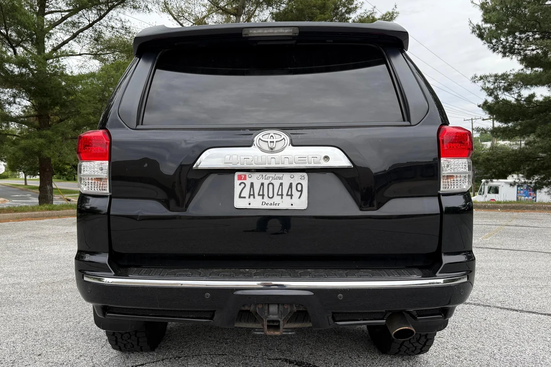2013 Toyota 4Runner 5th Gen - Image 5 of 31