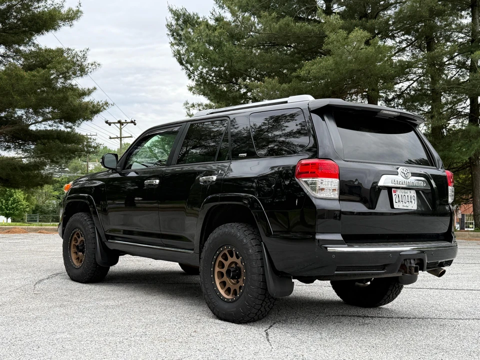 2013 Toyota 4Runner 5th Gen - Image 25 of 31