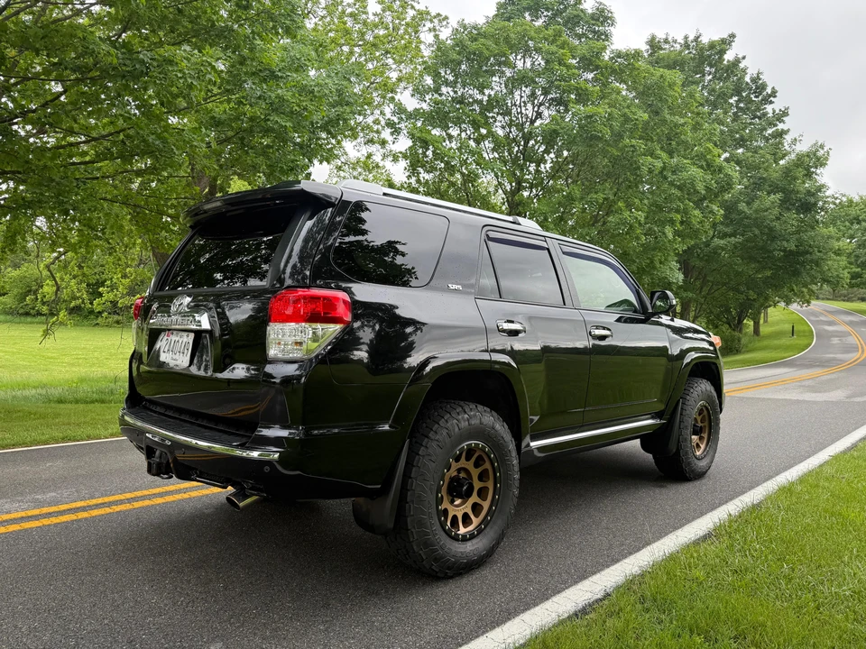 2013 Toyota 4Runner 5th Gen - Image 17 of 31