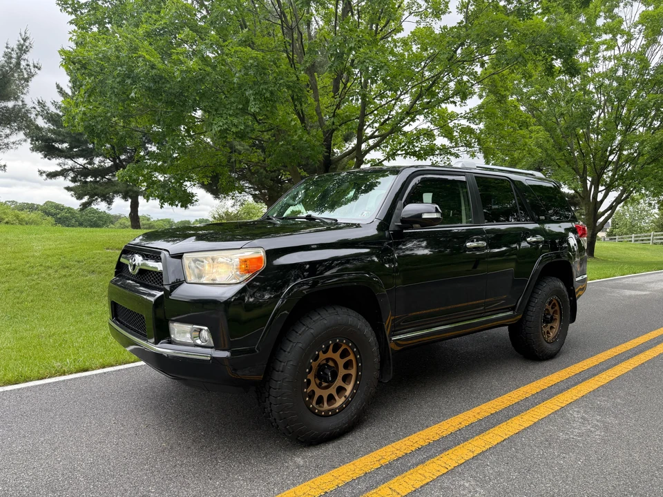 2013 Toyota 4Runner 5th Gen - Image 11 of 31