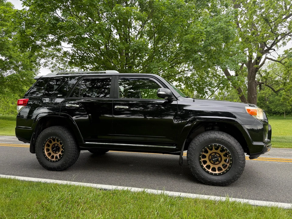 2013 Toyota 4Runner 5th Gen - Image 18 of 31