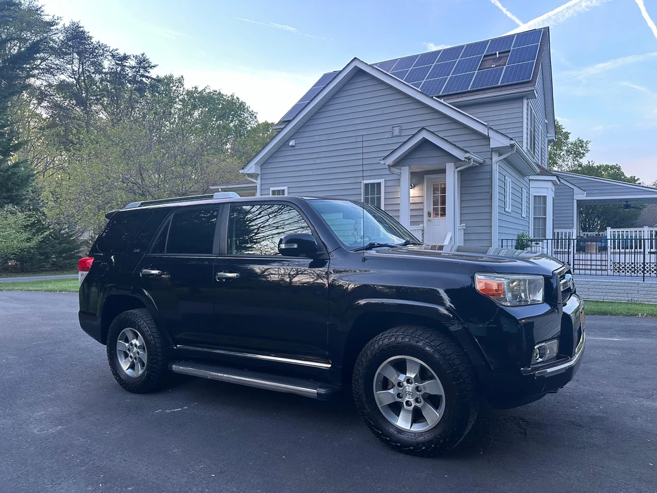 2013 Toyota 4Runner 5th Gen - Image 26 of 31