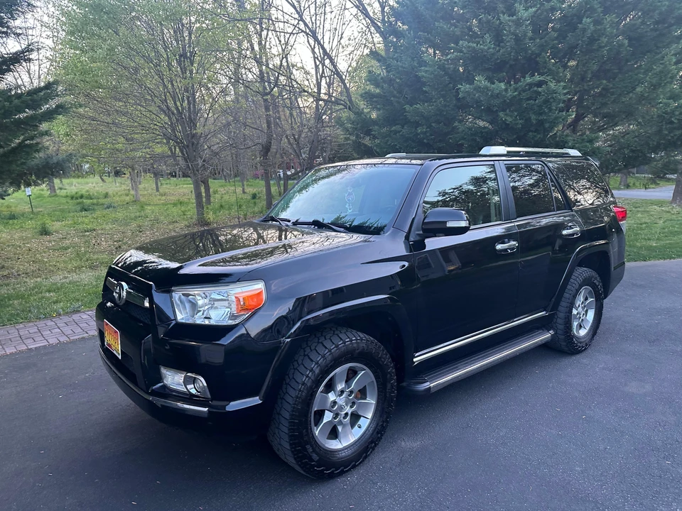 2013 Toyota 4Runner 5th Gen - Image 13 of 31