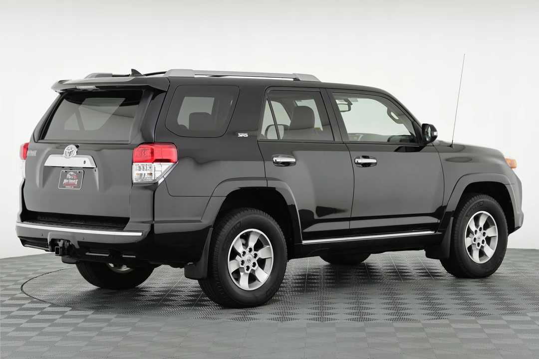 2013 Toyota 4Runner 5th Gen - Image 4 of 31
