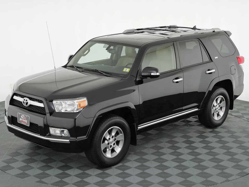 2013 Toyota 4Runner 5th Gen - Image 6 of 31