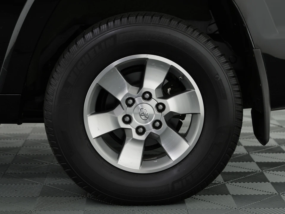 2013 Toyota 4Runner 5th Gen - Image 30 of 31