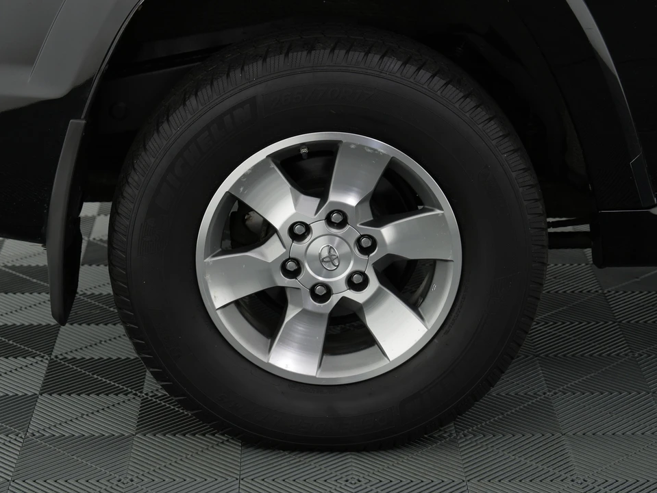 2013 Toyota 4Runner 5th Gen - Image 29 of 31