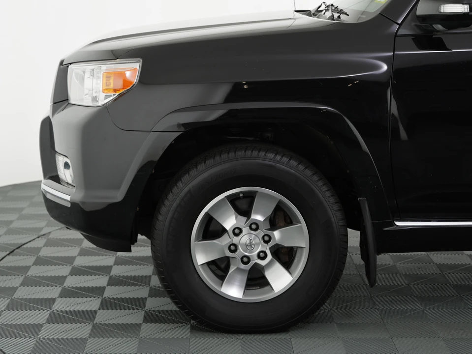 2013 Toyota 4Runner 5th Gen - Image 9 of 31