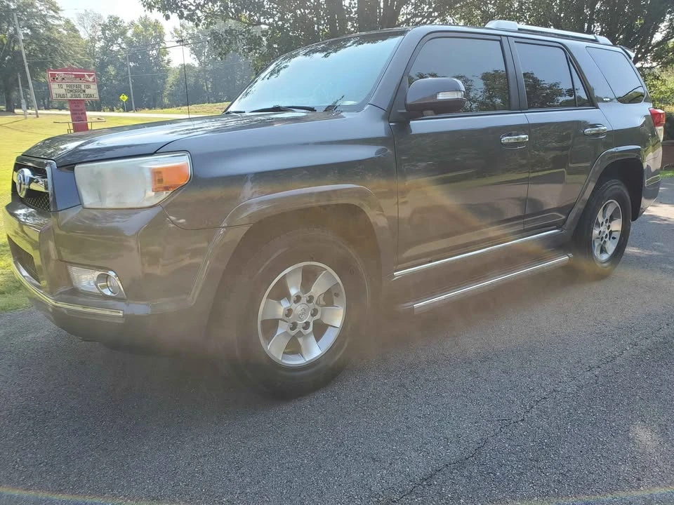 2013 Toyota 4Runner 5th Gen - Image 3 of 19