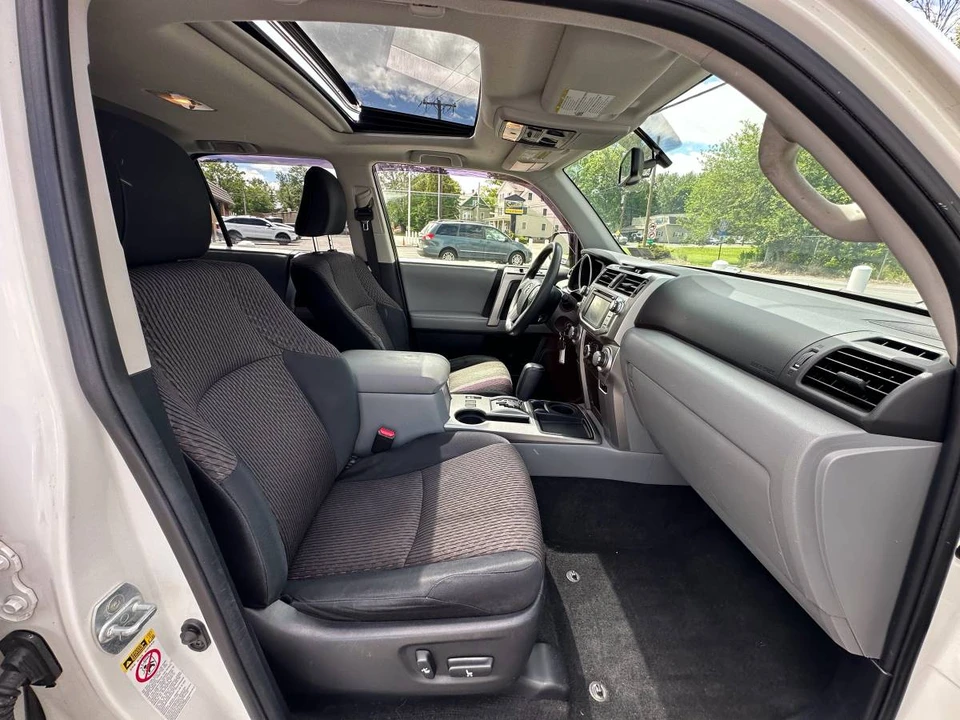 2013 Toyota 4Runner 5th Gen - Image 16 of 19