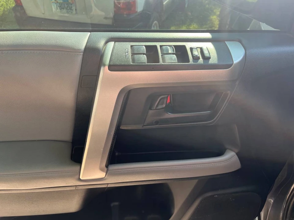 2013 Toyota 4Runner 5th Gen - Image 6 of 21