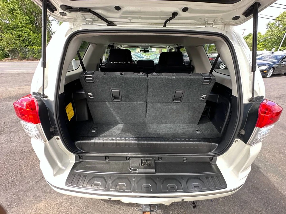 2013 Toyota 4Runner 5th Gen - Image 13 of 19