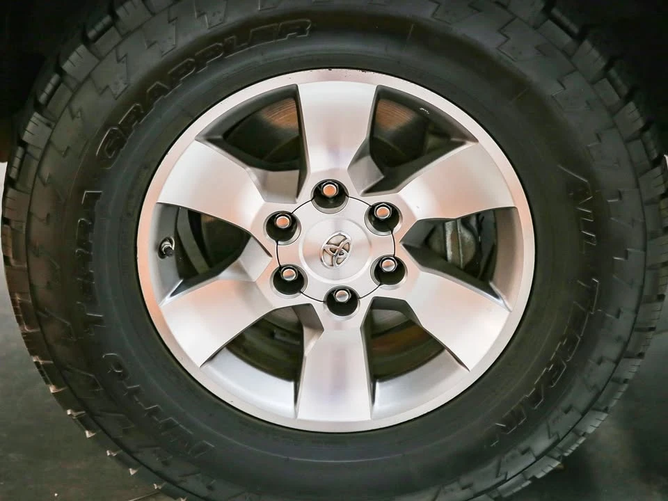 2013 Toyota 4Runner 5th Gen - Image 18 of 18