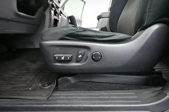 2013 Toyota 4Runner 5th Gen - Image 19 of 20