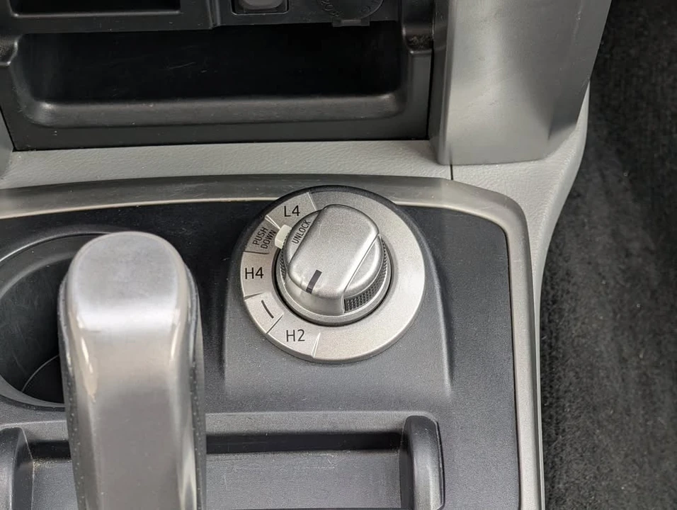 2013 Toyota 4Runner 5th Gen - Image 16 of 20