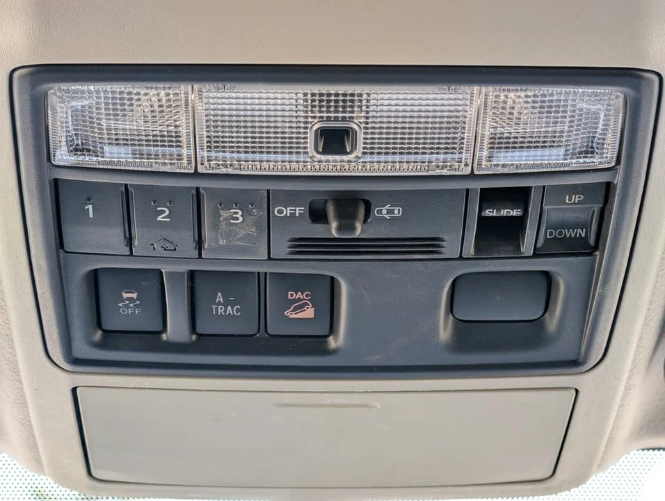 2013 Toyota 4Runner 5th Gen - Image 17 of 20