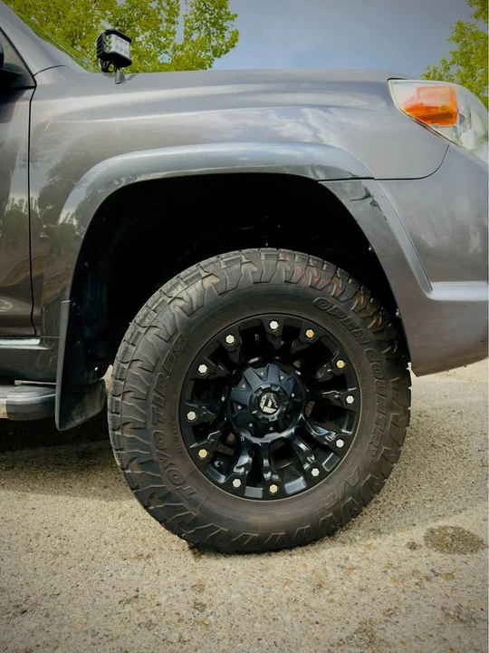 2013 Toyota 4Runner 5th Gen - Image 10 of 14