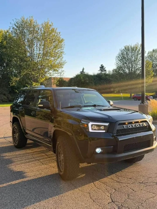 2013 Toyota 4Runner 5th Gen - Image 2 of 16