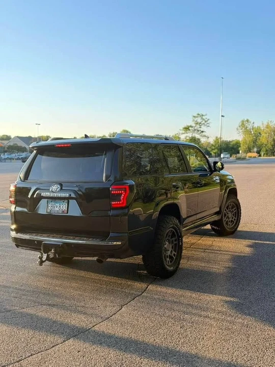 2013 Toyota 4Runner 5th Gen - Image 5 of 16