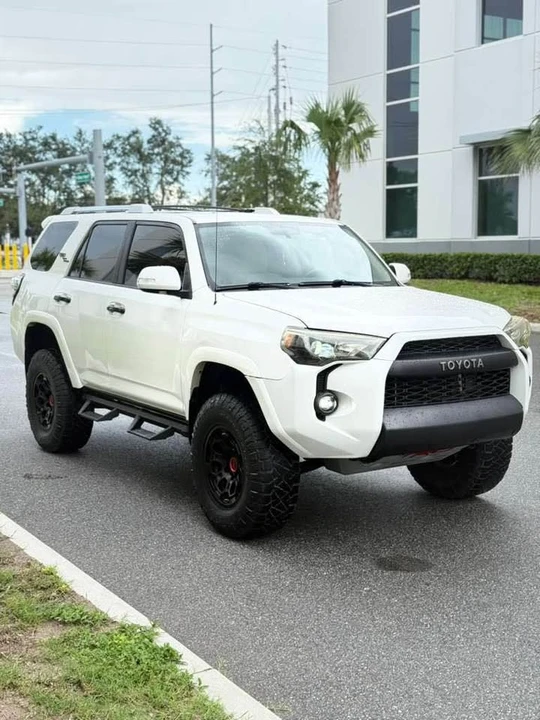 2013 Toyota 4Runner 5th Gen - Image 3 of 12