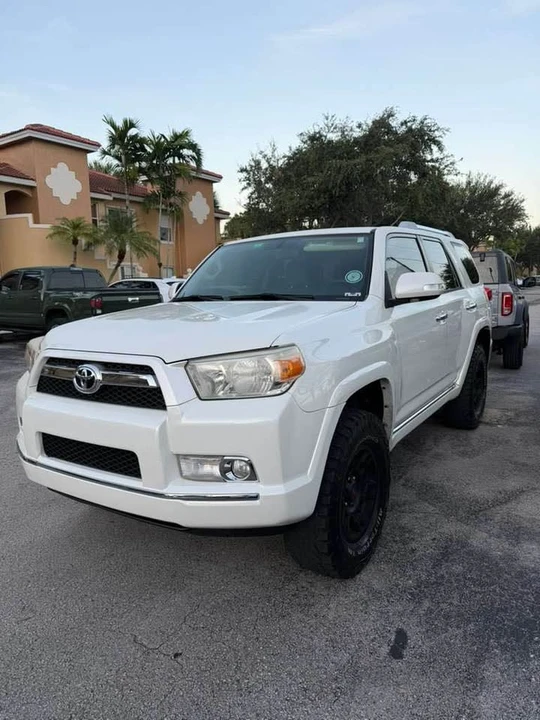 2013 Toyota 4Runner 5th Gen - Image 2 of 5