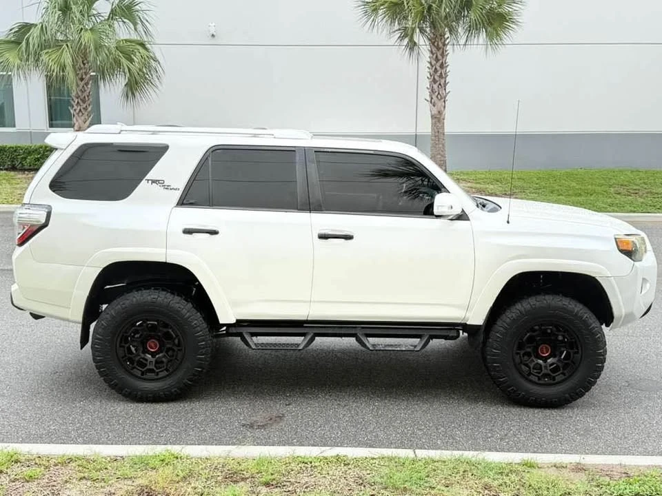 2013 Toyota 4Runner 5th Gen - Image 10 of 12