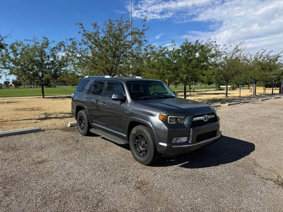2013 Toyota 4Runner 5th Gen - Image 2 of 17