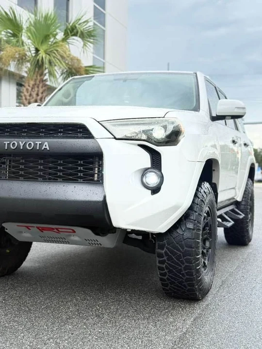 2013 Toyota 4Runner 5th Gen - Image 2 of 12