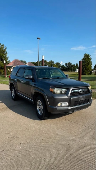2013 Toyota 4Runner 5th Gen - Image 2 of 15