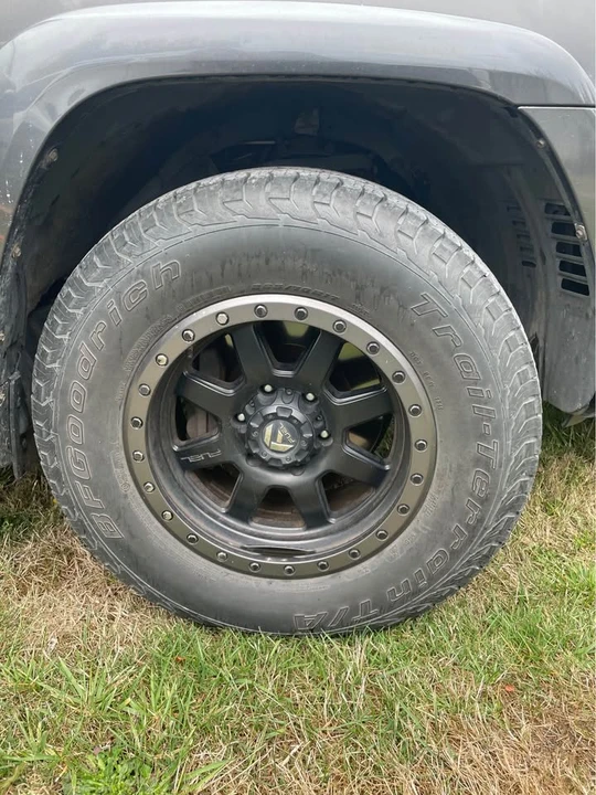 2013 Toyota 4Runner 5th Gen - Image 2 of 14
