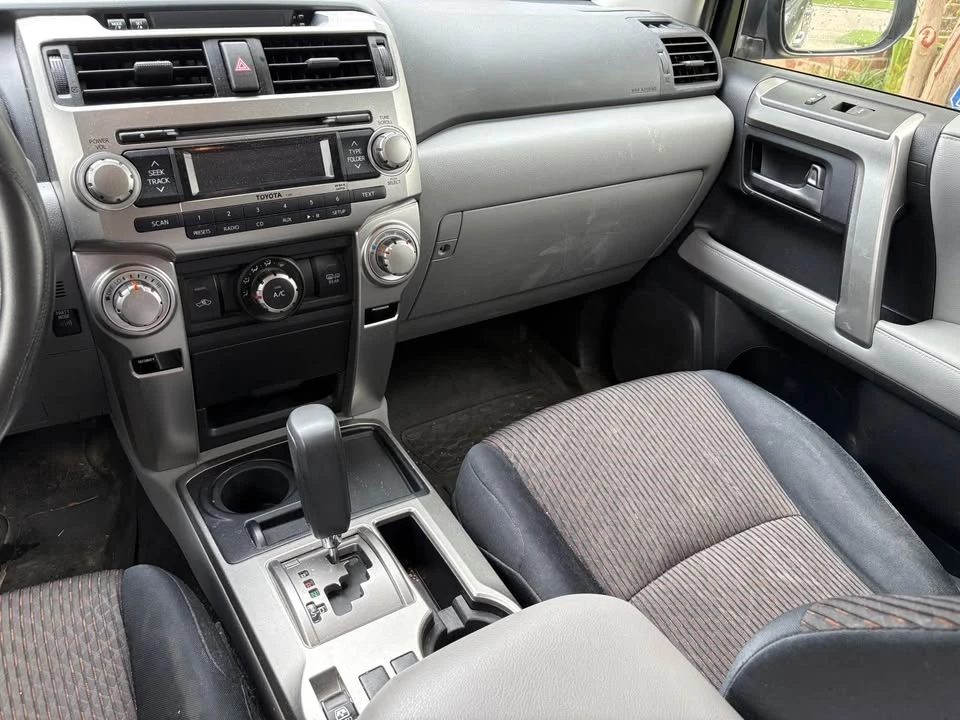 2013 Toyota 4Runner 5th Gen - Image 10 of 20
