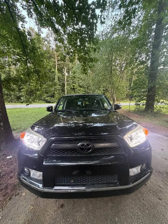 2013 Toyota 4Runner 5th Gen - Image 2 of 10
