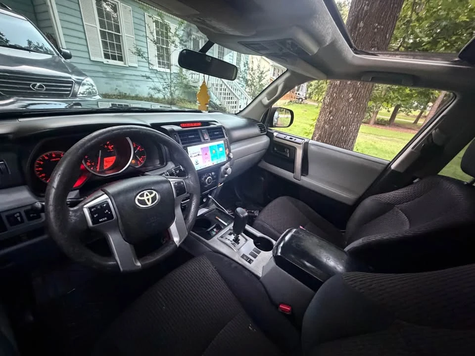 2013 Toyota 4Runner 5th Gen - Image 6 of 10