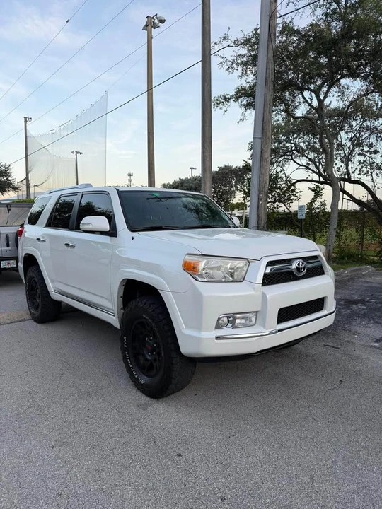 2013 Toyota 4Runner 5th Gen - Image 5 of 11