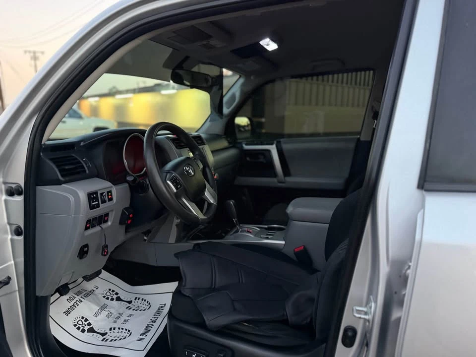 2013 Toyota 4Runner 5th Gen - Image 5 of 15