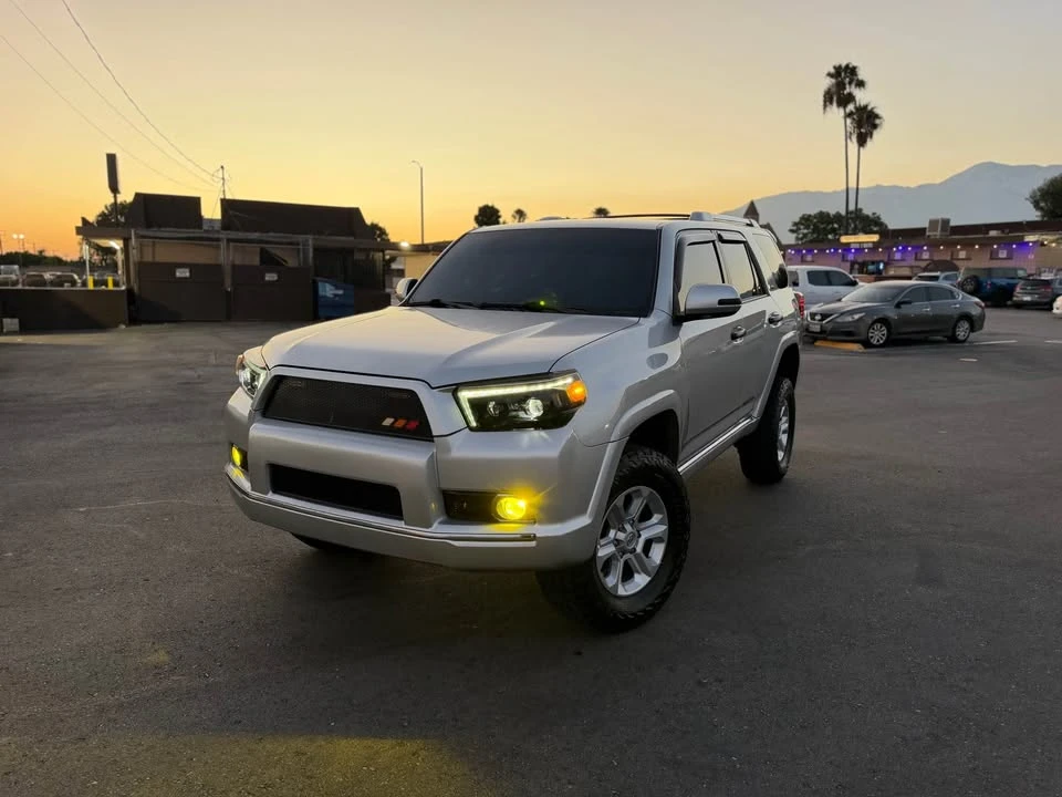 2013 Toyota 4Runner 5th Gen - Image 2 of 15