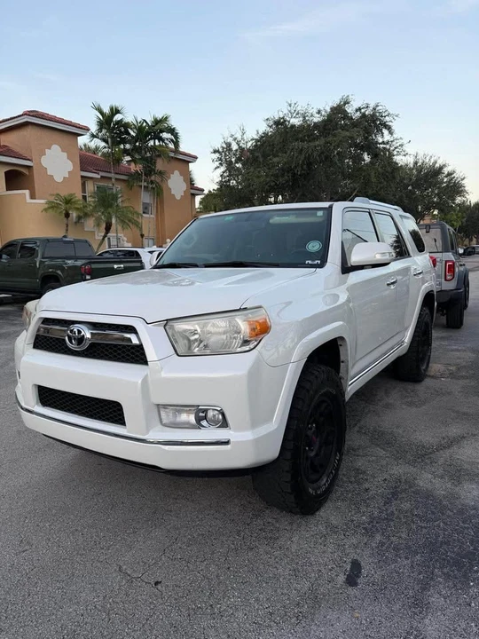2013 Toyota 4Runner 5th Gen - Image 2 of 11