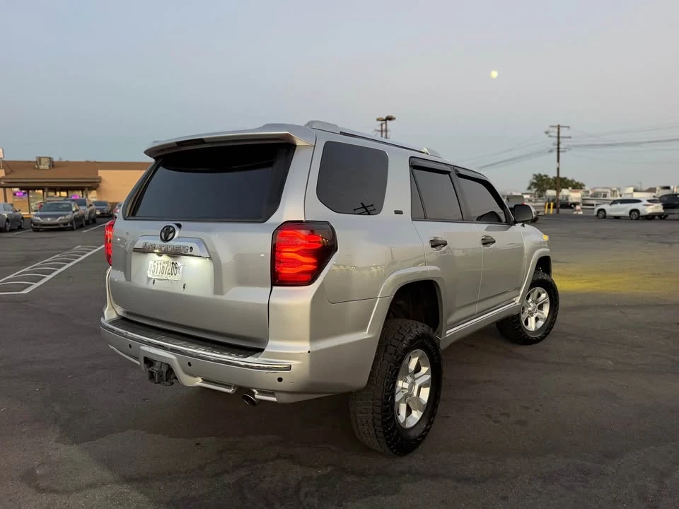 2013 Toyota 4Runner 5th Gen - Image 4 of 15