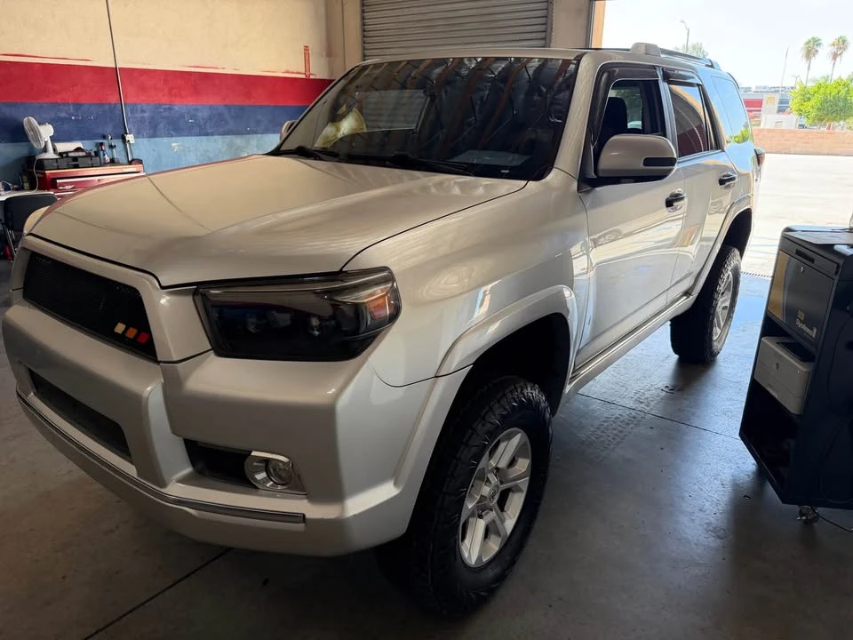 2013 Toyota 4Runner 5th Gen - Image 5 of 9