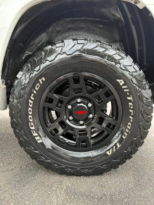 2013 Toyota 4Runner 5th Gen - Image 5 of 10