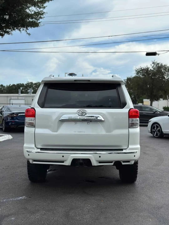 2013 Toyota 4Runner 5th Gen - Image 9 of 17