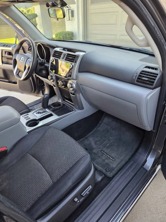 2013 Toyota 4Runner 5th Gen - Image 15 of 17
