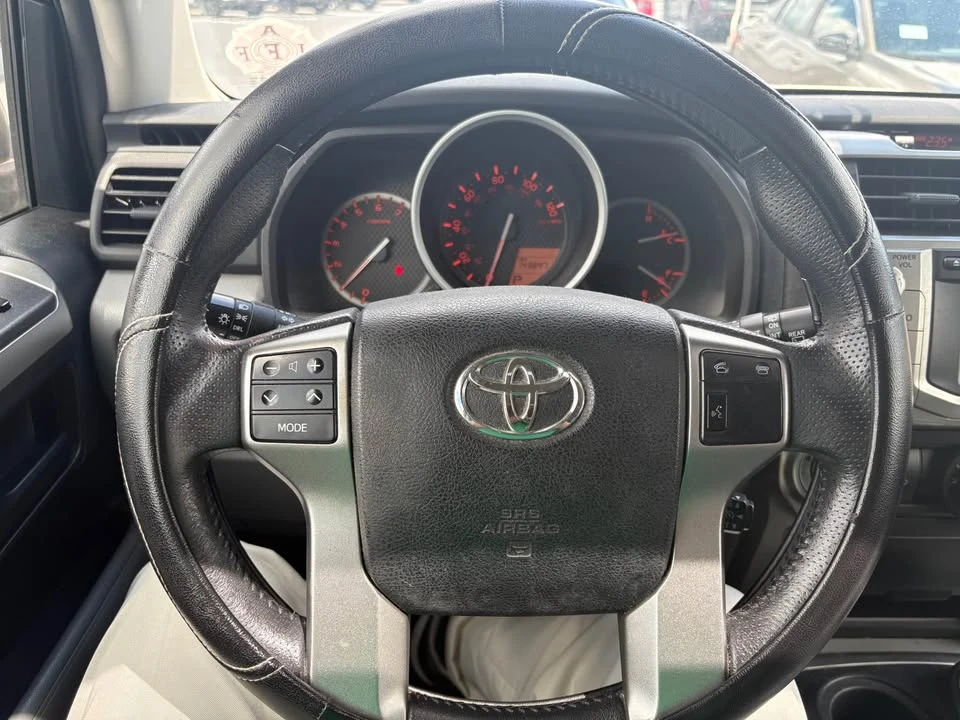 2013 Toyota 4Runner 5th Gen - Image 9 of 17