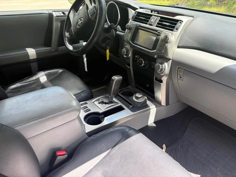 2013 Toyota 4Runner 5th Gen - Image 8 of 17
