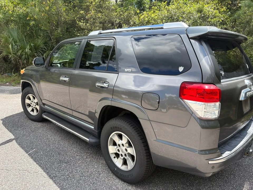 2013 Toyota 4Runner 5th Gen - Image 4 of 17
