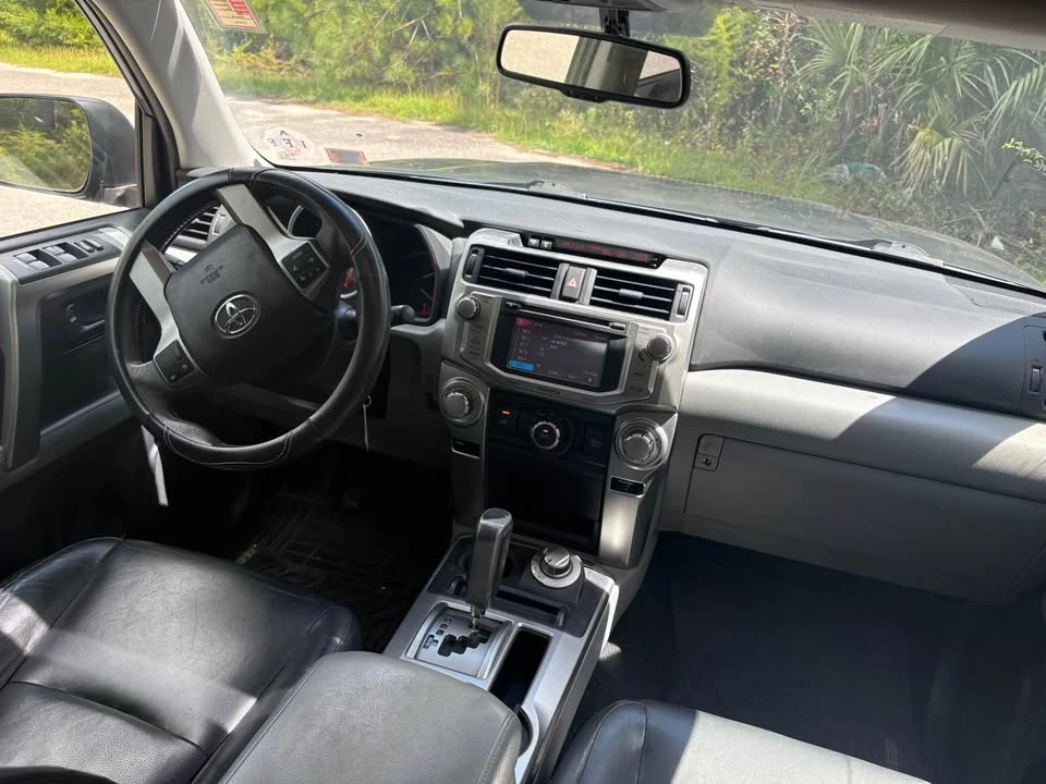 2013 Toyota 4Runner 5th Gen - Image 6 of 17
