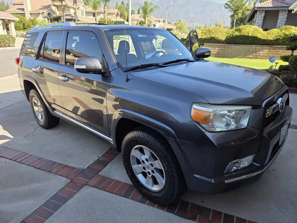 2013 Toyota 4Runner 5th Gen - Image 6 of 17